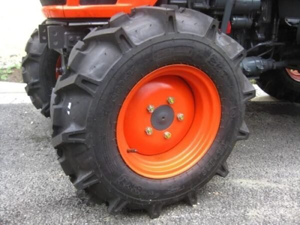 Kubota EK1-261 - Tracteur Compact et Polyvalent - Image 4