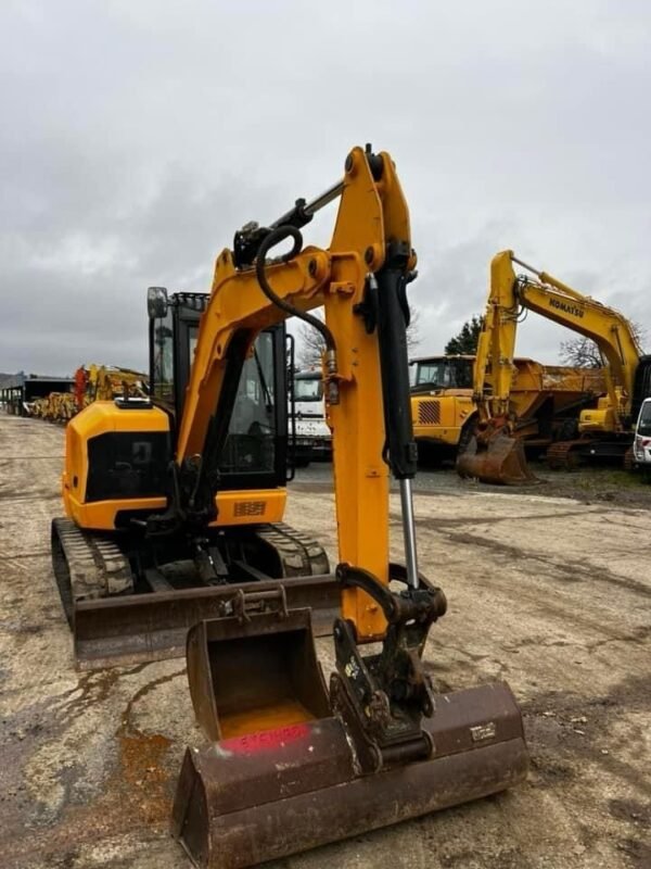 JCB 48 Z 1 - Mini-Pelle Compacte et Maniable - Image 4
