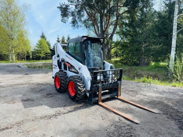 Mini chargeuse BOBCAT S570 - Image 10