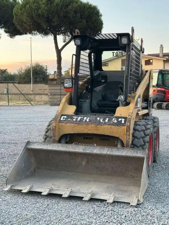 Mini Chargeuse sur Pneus – Caterpillar 226BHF – Image 7