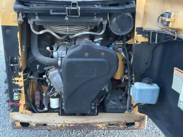 Mini Chargeuse sur Pneus – Caterpillar 226BHF – Image 5