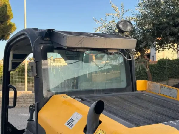 Mini chargeuse sur pneus – JCB 225 – Image 7