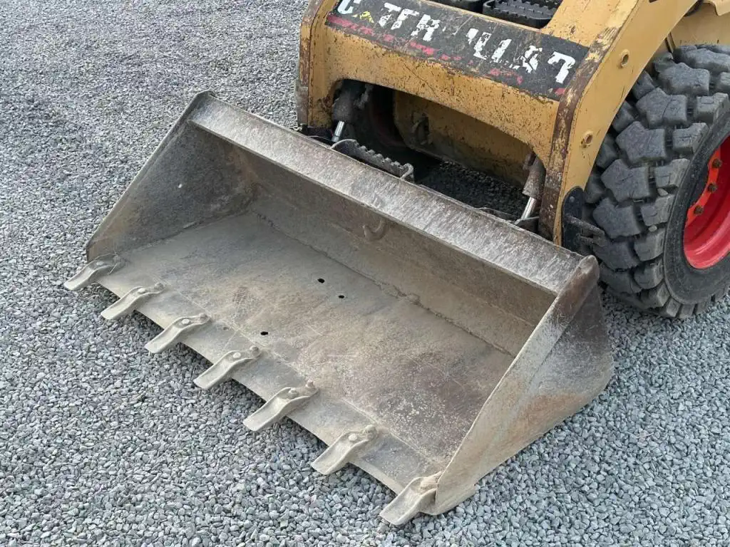 Mini Chargeuse sur Pneus – Caterpillar 226BHF – Image 18